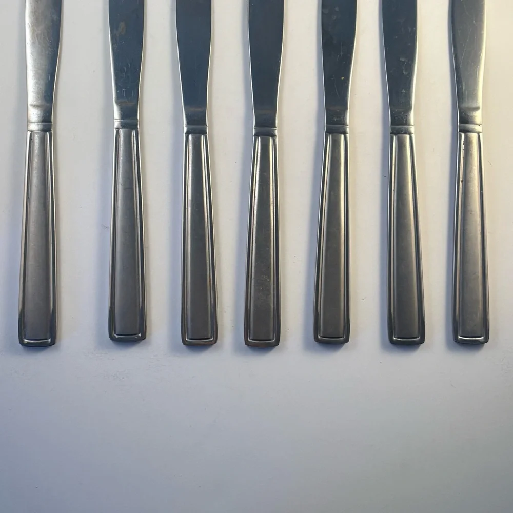 7 Piece Pfaltzgraff Everyday Chalfonte Knives Stainless Steel Glossy Outlined‎